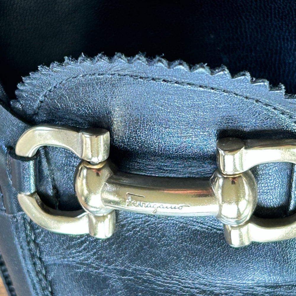 ***SOLD***
Vintage Women’s Salvatore Ferragamo Brass Horse-bit Heeled Loafers - Picture 12 of 16